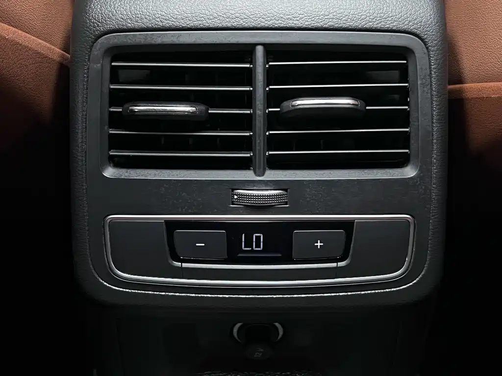 Audi A4 (Import) — миниатюра 39