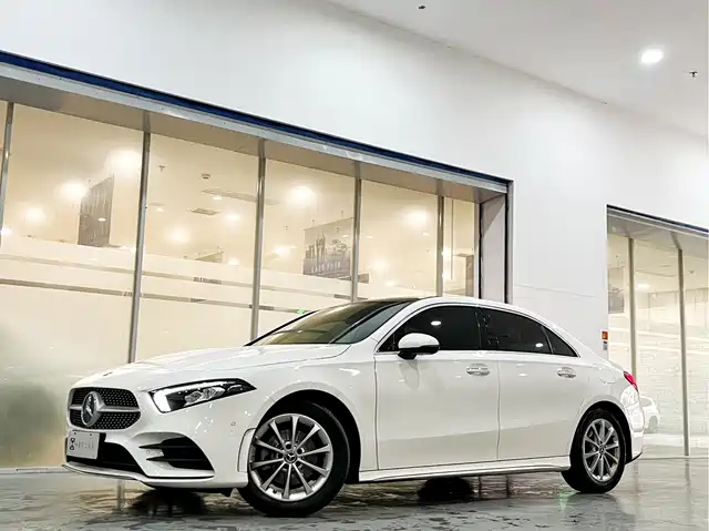 MERCEDES BENZ A CLASS
