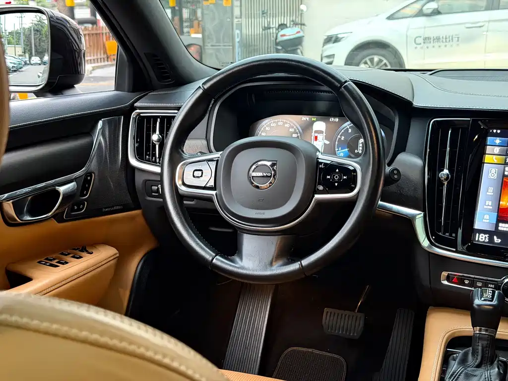 Volvo V90 — миниатюра 16