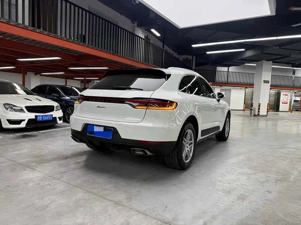 Porsche Macan — миниатюра 24