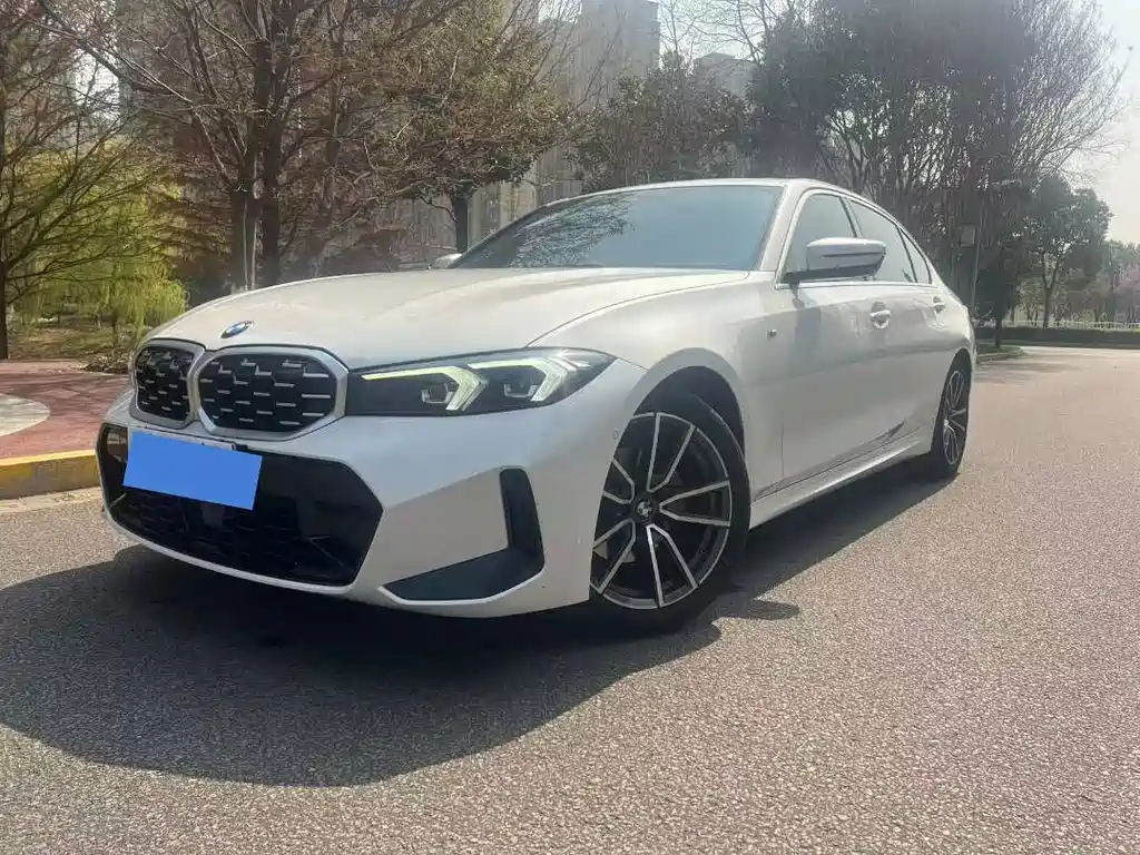 BMW 3 Series 2025