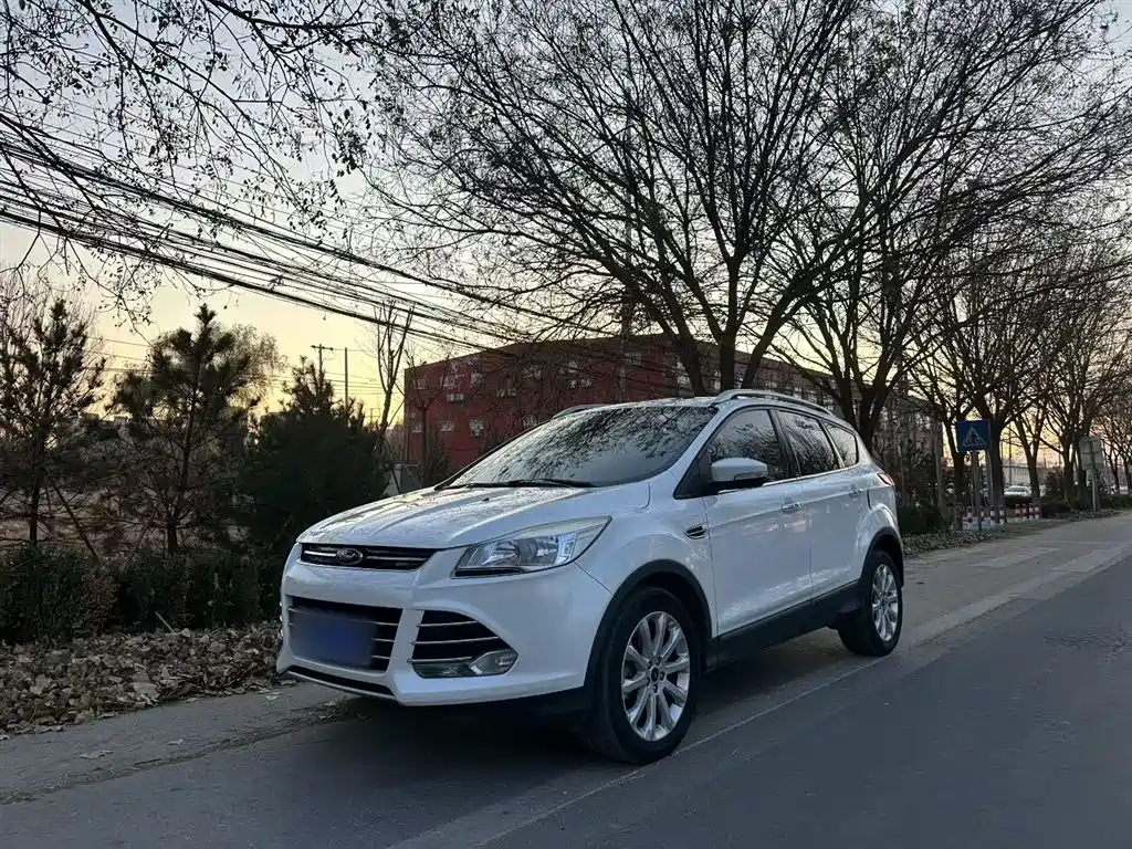 Ford Kuga 2016
