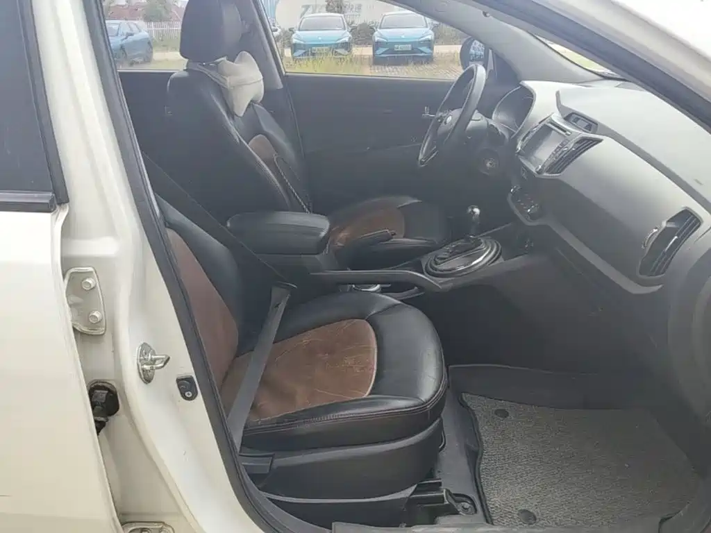 Kia Sportage — миниатюра 25