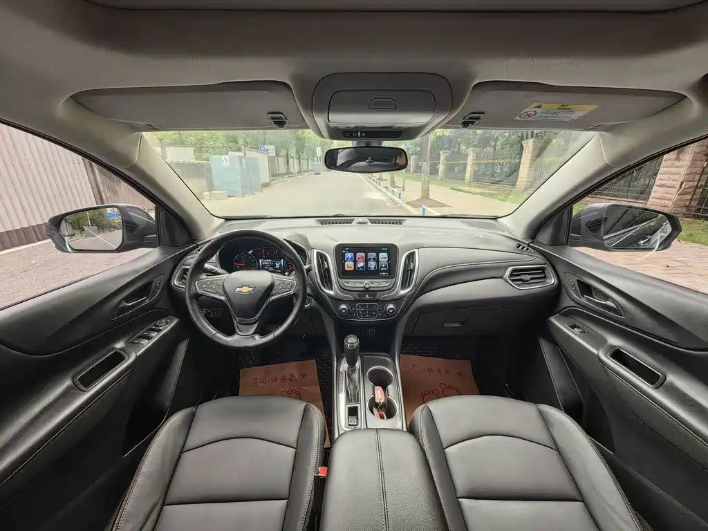 Chevrolet Equinox — миниатюра 15