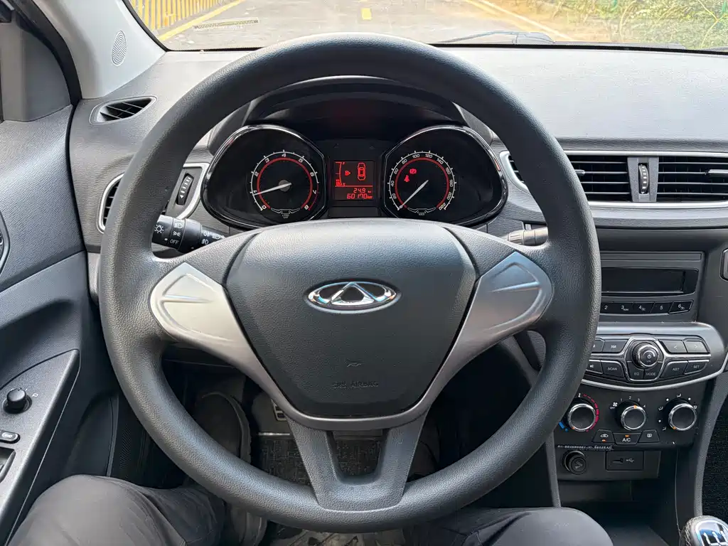 Chery Arrizo 3 — миниатюра 4