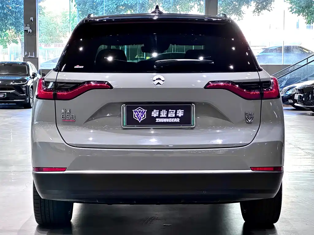 NIO NIO ES8