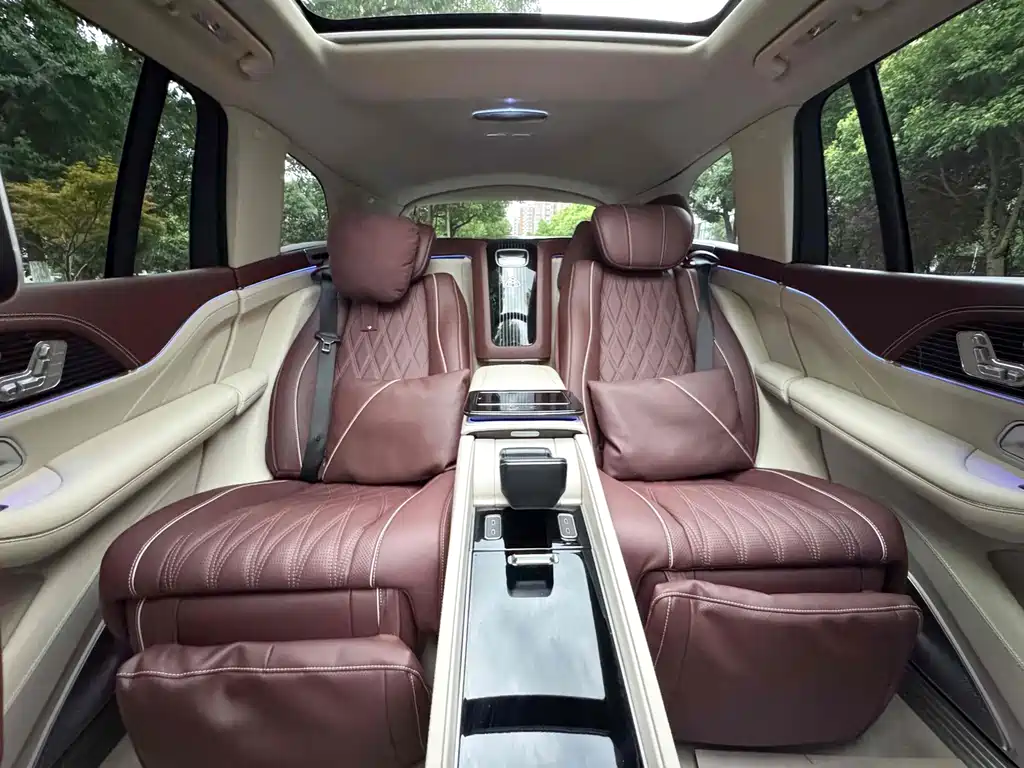 Mercedes-Benz GLS — миниатюра 10