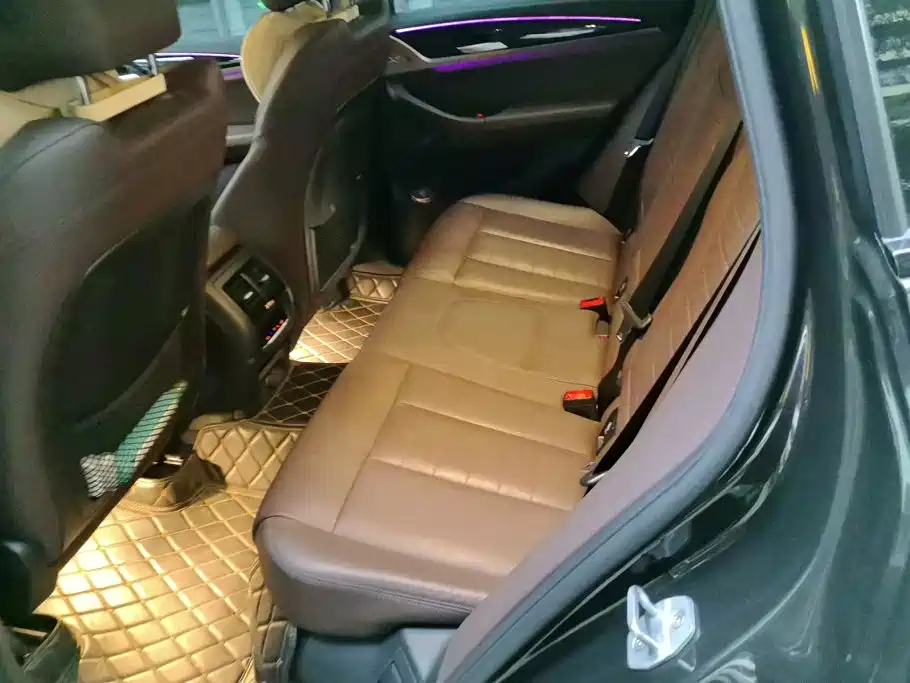 BMW X3 — миниатюра 11