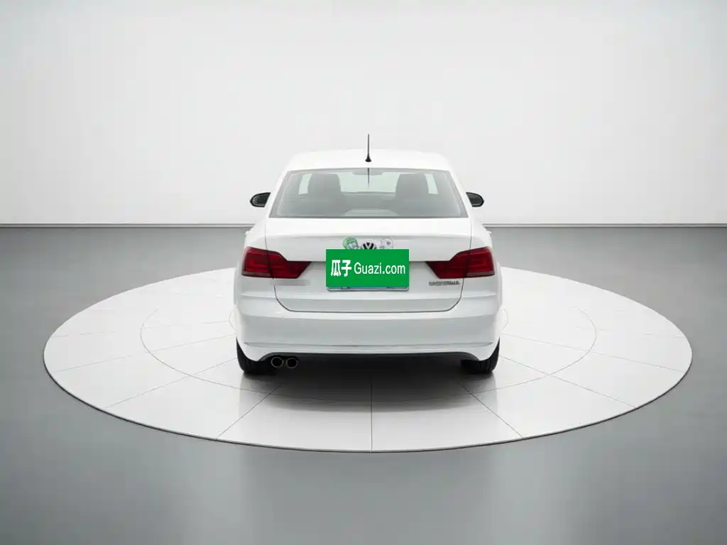 Volkswagen Santana — миниатюра 5