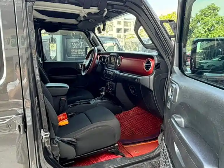 Jeep Wrangler — миниатюра 16