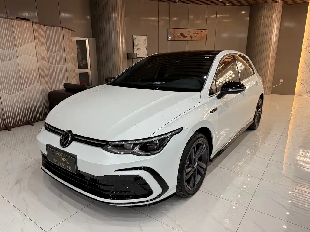 Volkswagen Golf 2023