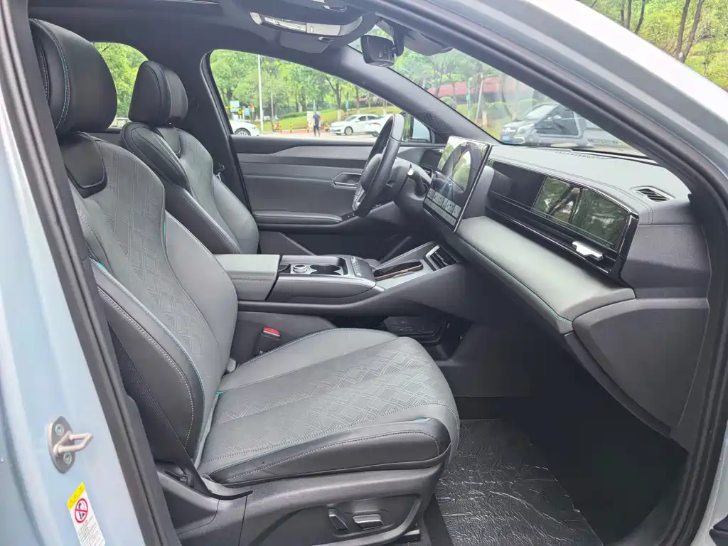 BYD Qin L — миниатюра 10