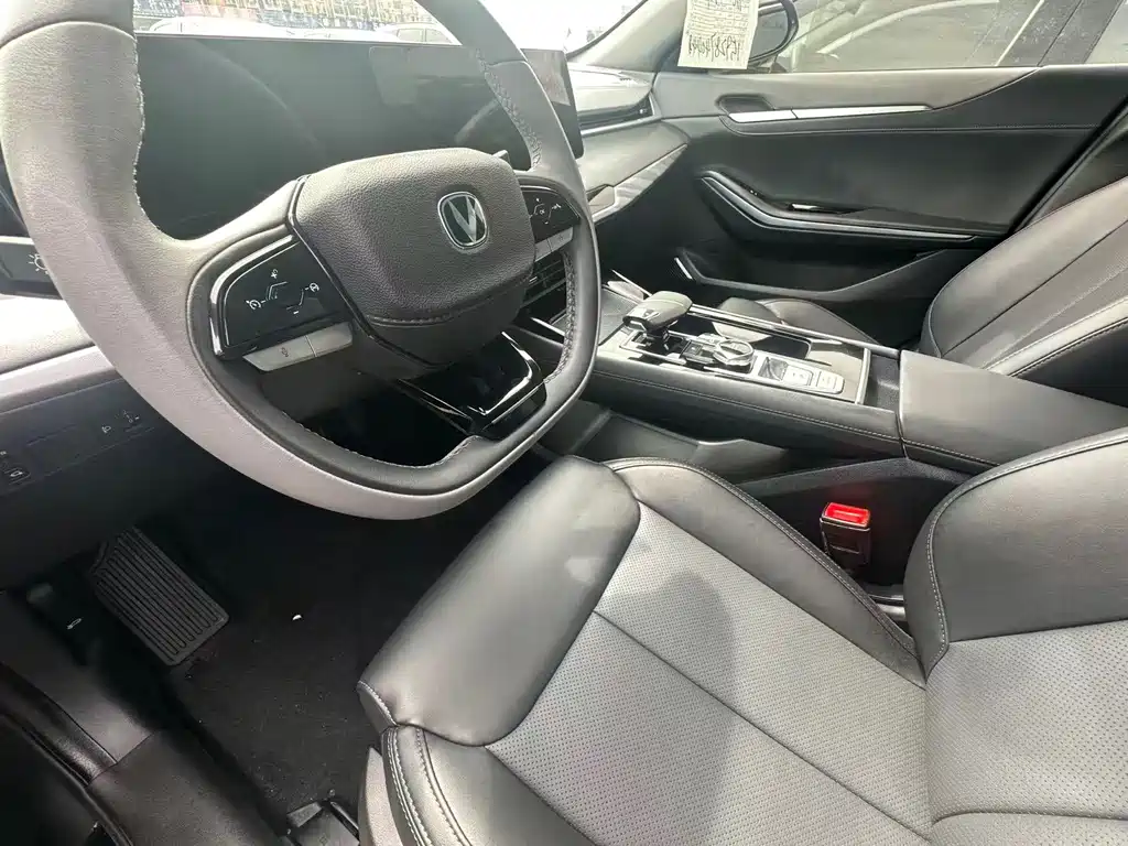 Changan Ruicheng PLUS — миниатюра 5