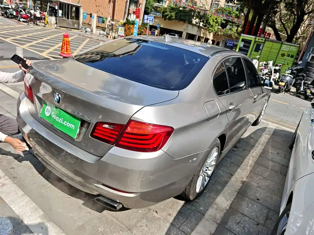 BMW 5 Series 5 2014 535Li Lead