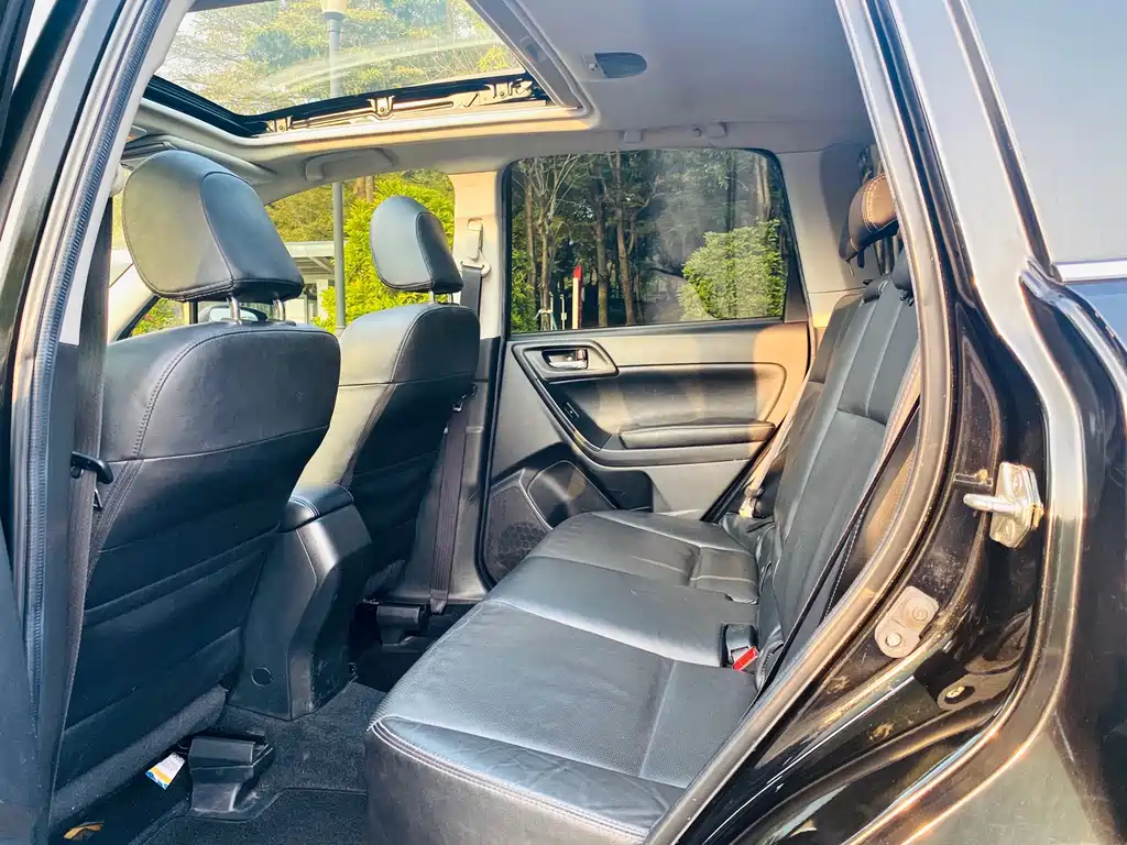 Subaru Forester — миниатюра 12