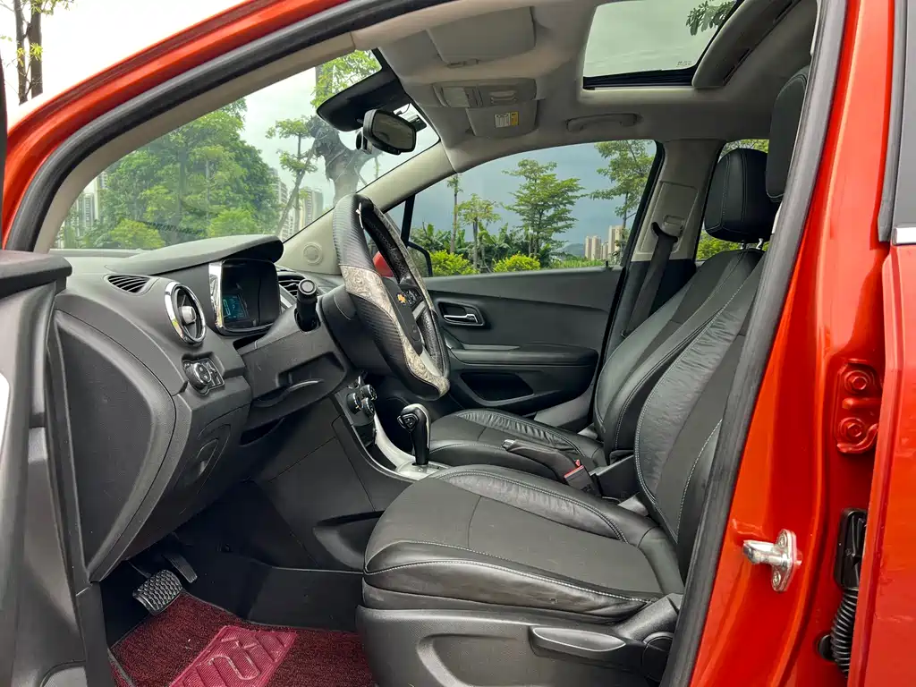 Chevrolet Trax 1.4T Auto 2WD Luxury Type, фото 10