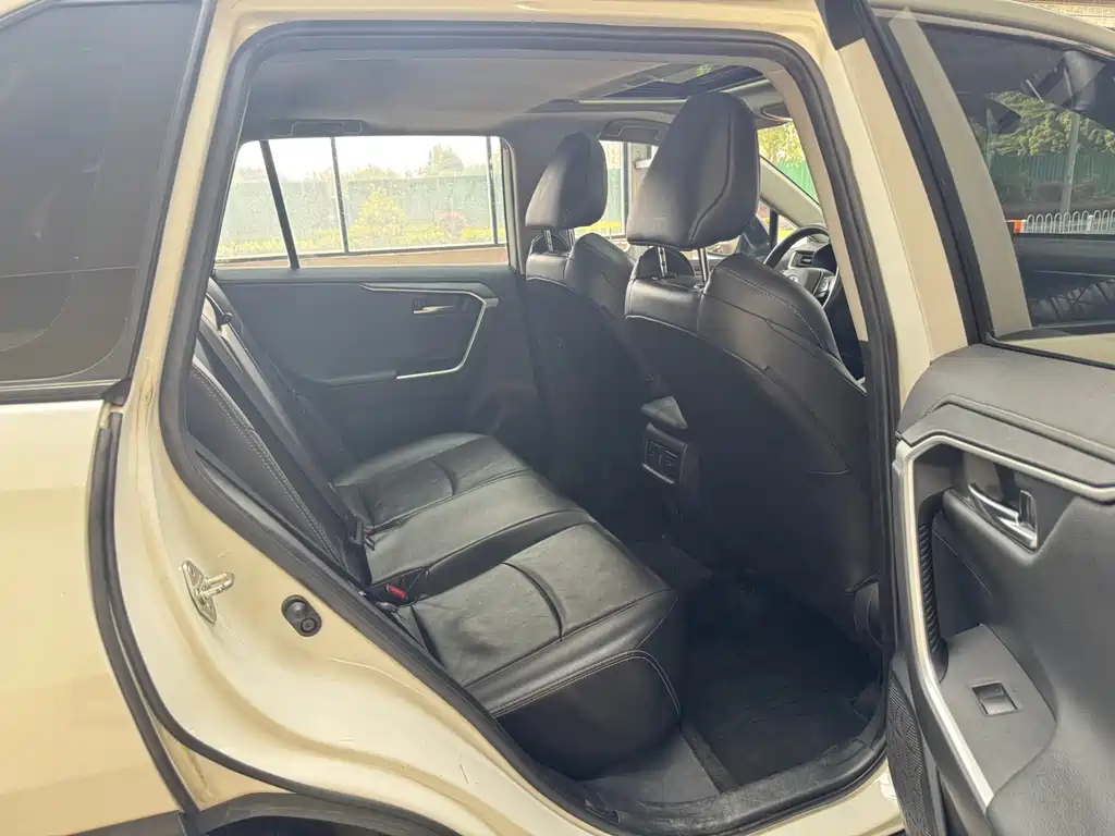 Toyota Wildlander — миниатюра 15