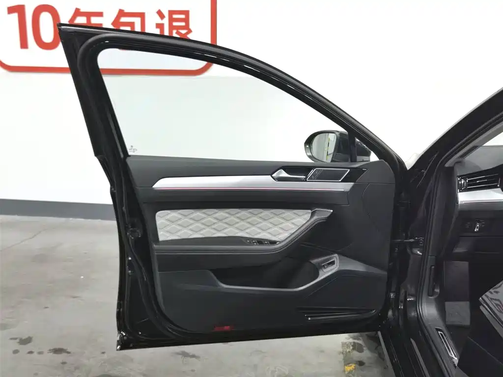 Volkswagen Magotan 2023 200 330TSI DSG Luxury