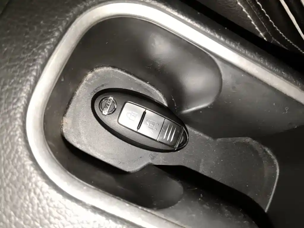 Nissan Tiida — миниатюра 9