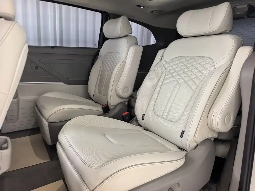 Hyundai Custo — миниатюра 8