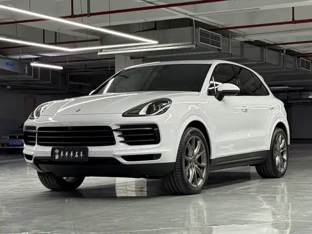 PORSCHE CAYENNE 2023