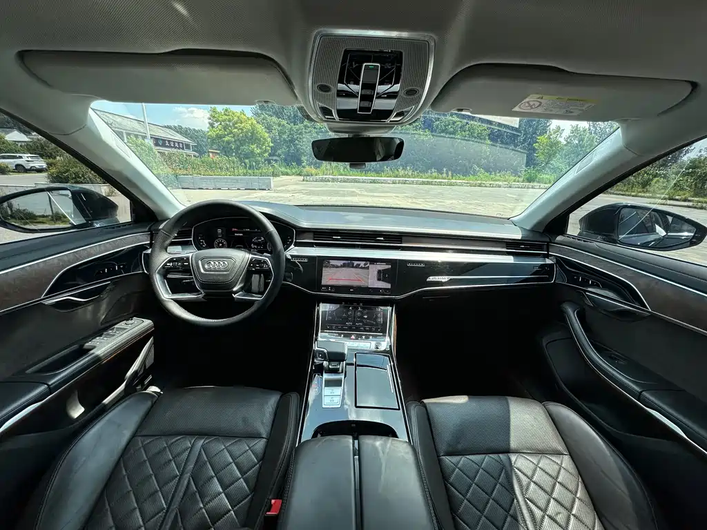 Audi A8 — миниатюра 13