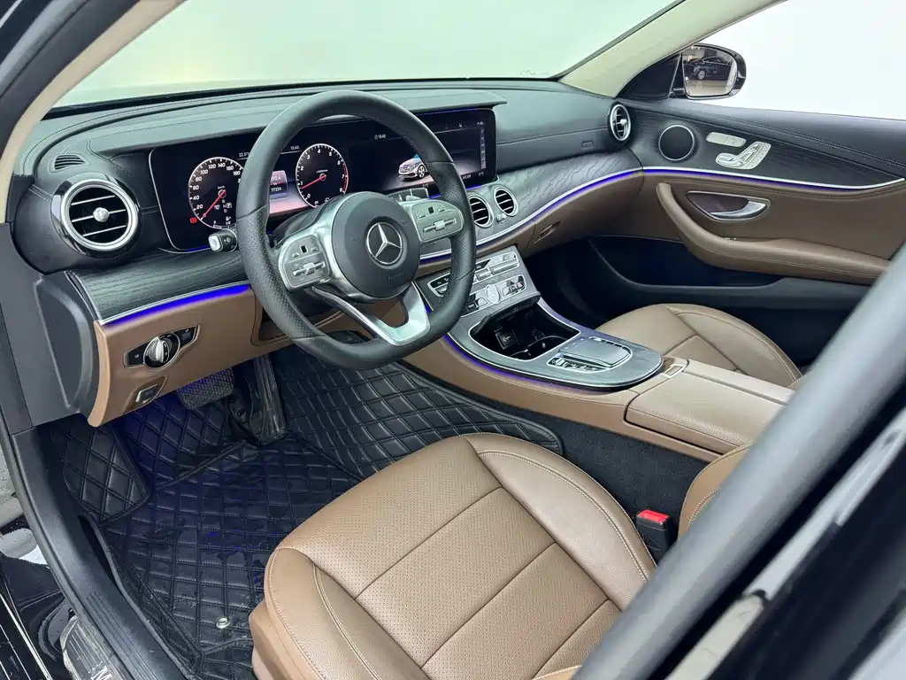 Mercedes-Benz E-Class — миниатюра 3