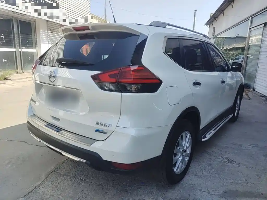 Nissan X-Trail — миниатюра 7
