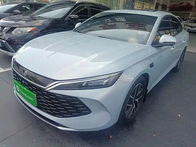 2025 BYD Qin