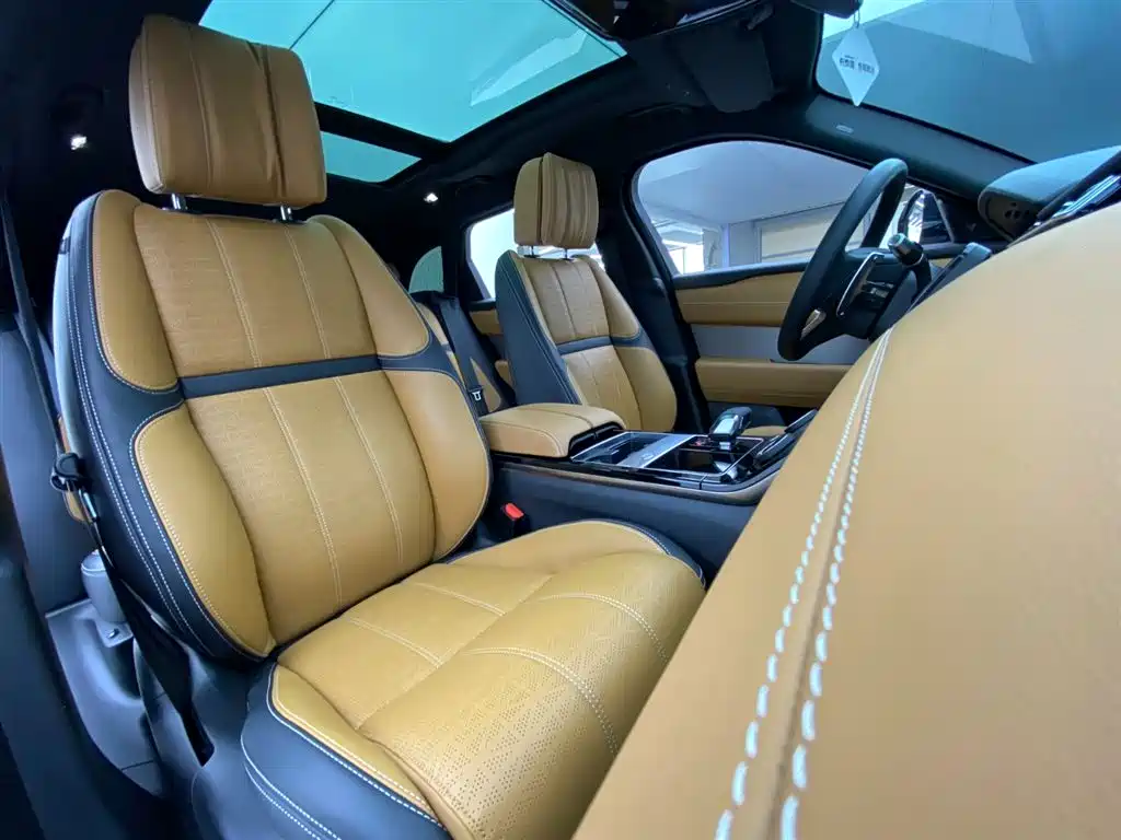 Land Rover Range Rover Velar 2022 250PS