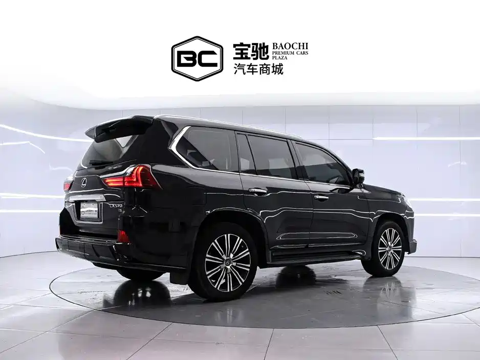 Lexus LX — миниатюра 3