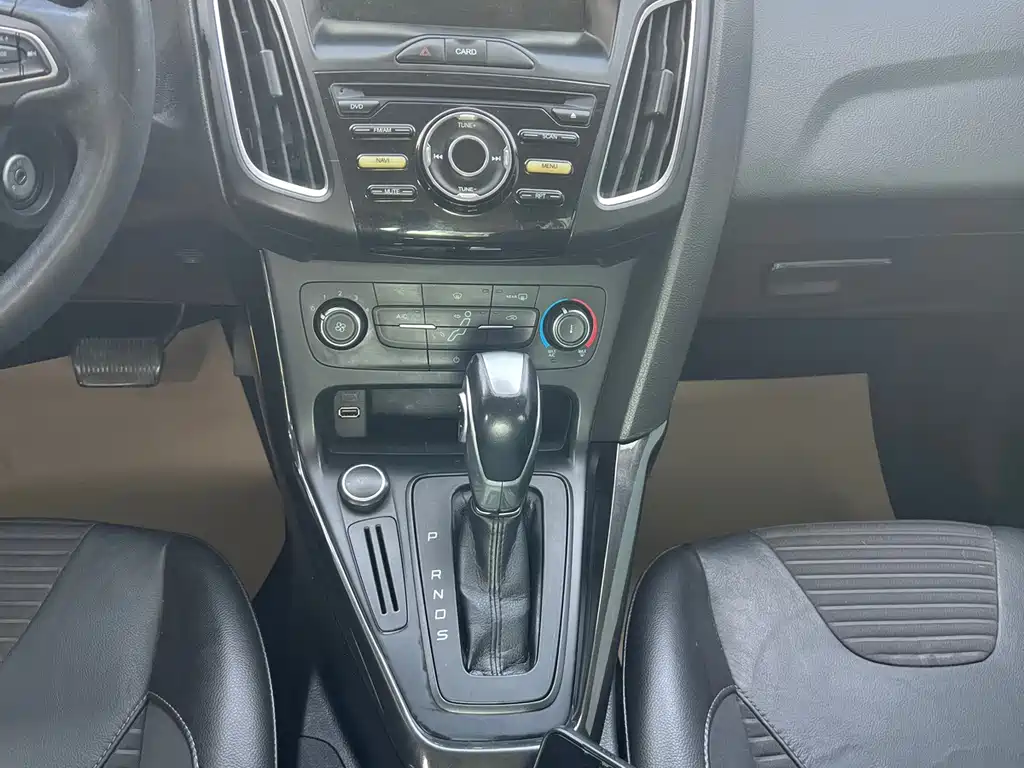 Ford Focus — миниатюра 12