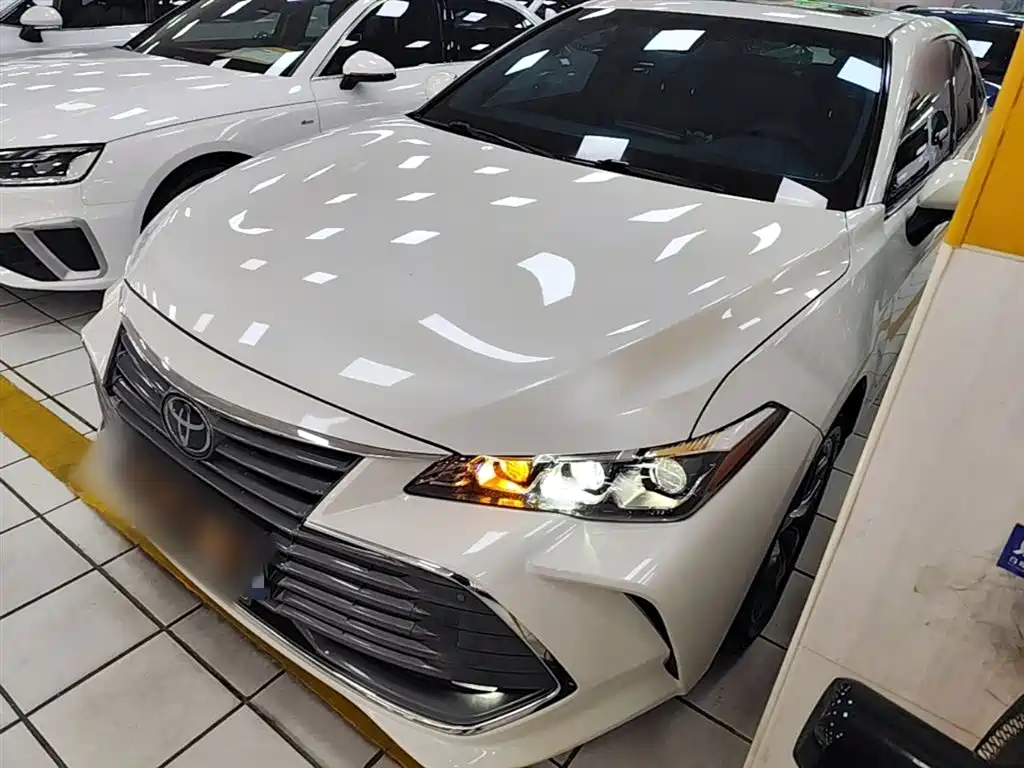 Toyota Avalon 2020