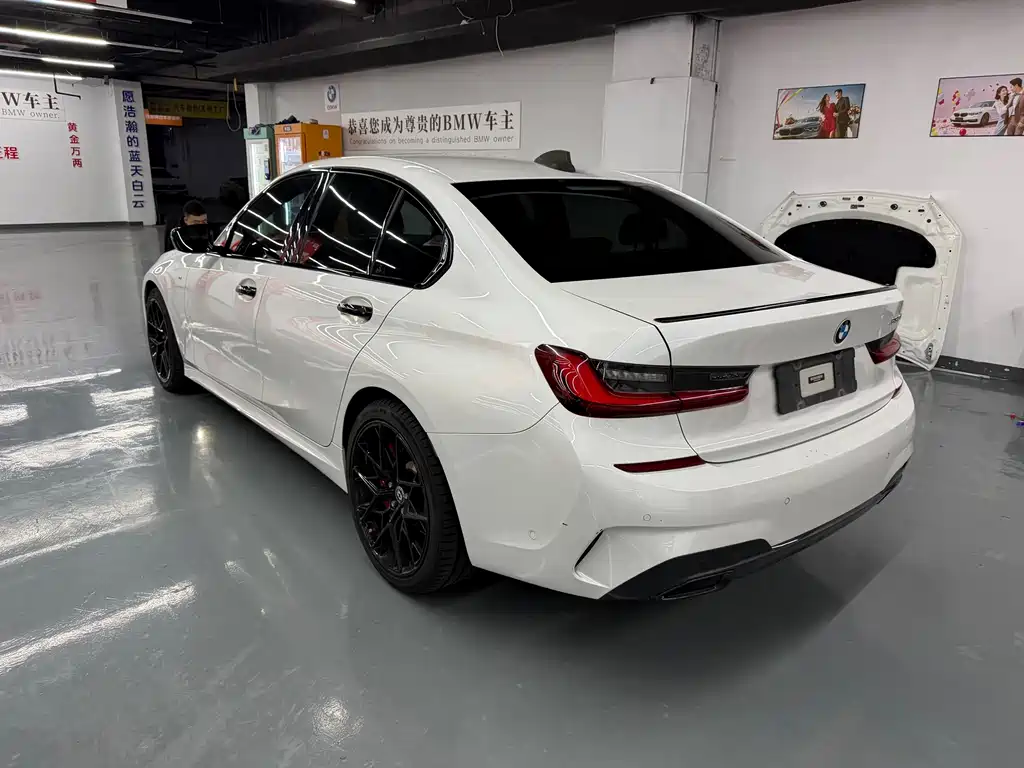 BMW 3 Series — миниатюра 13