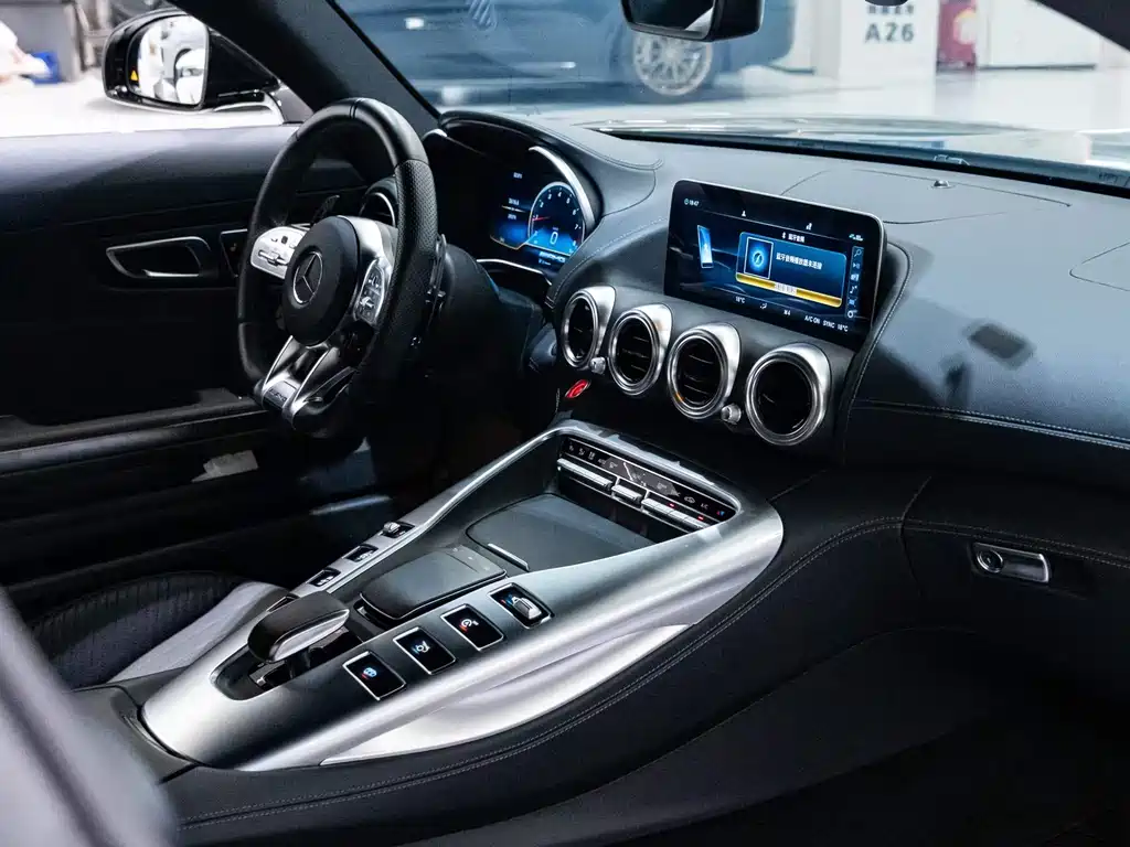 Mercedes-Benz AMG GT — миниатюра 16