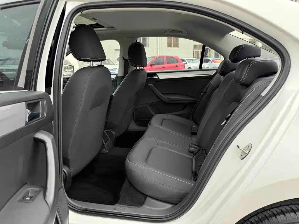 Skoda Rapid 2020 1.5L AT Comfort