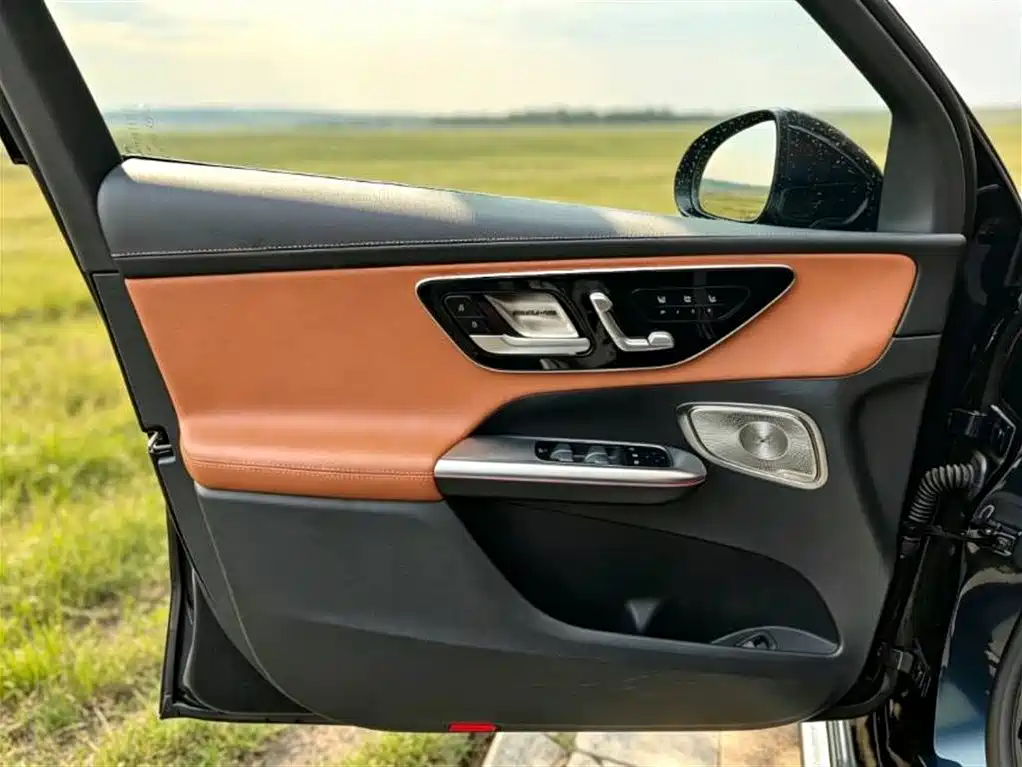 Mercedes-Benz GLC 2023 GLC 300 L 4MATIC Luxury 7 мест