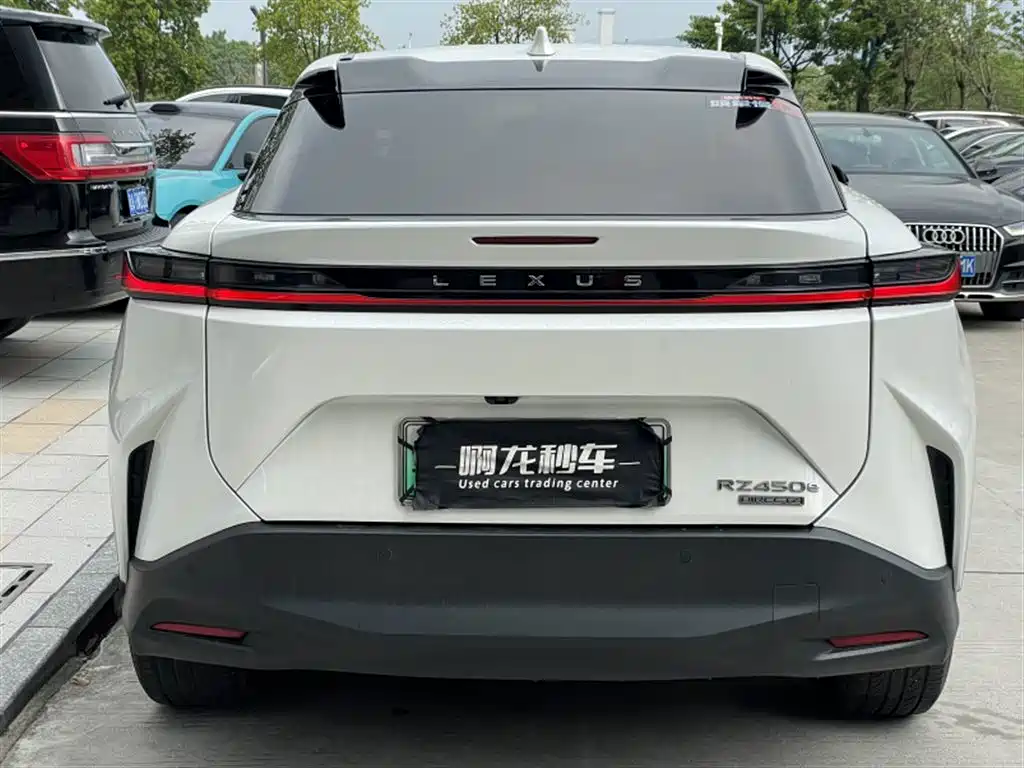 Lexus RZ — миниатюра 7