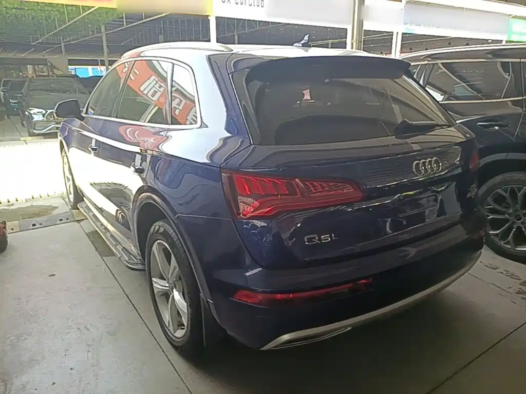 Audi Q5L 2018 40 TFSI V