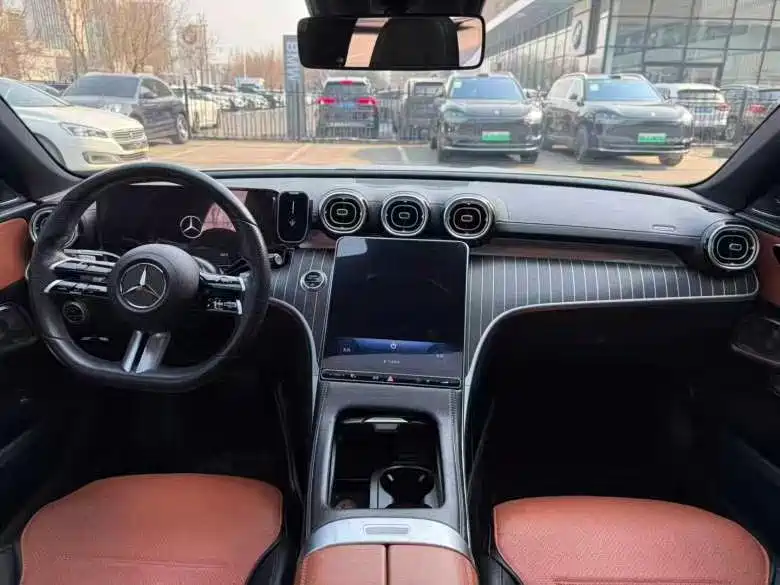 Mercedes-Benz C-Class — миниатюра 15