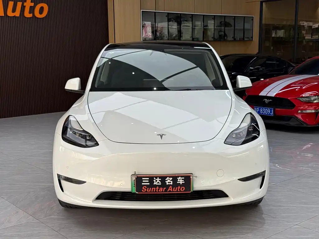 Tesla Model Y — фотографии объявления, Фото 3
