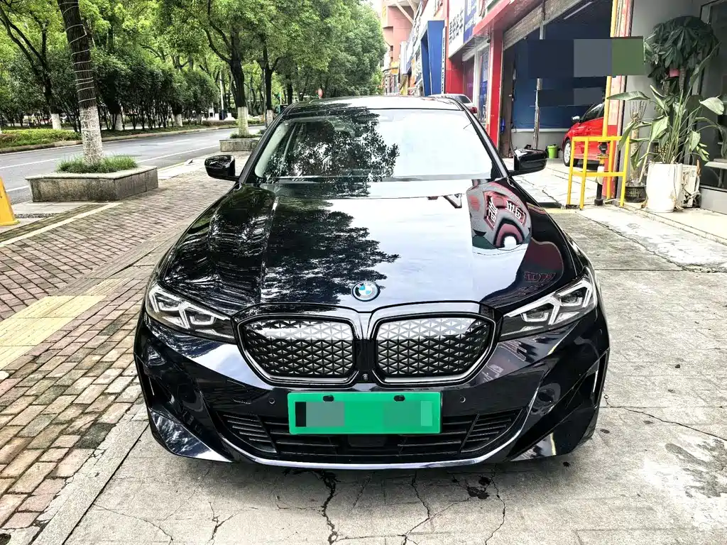 BMW i3 2025 eDrive 40 L