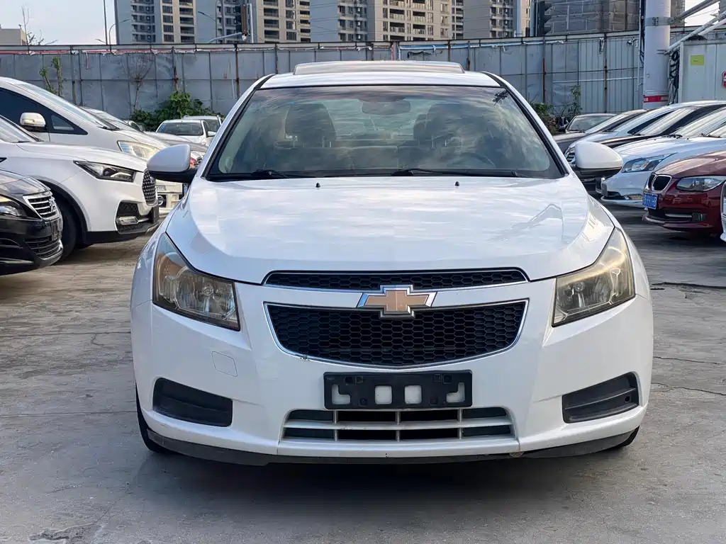 Chevrolet Cruze 2013 1.6L SE AT
