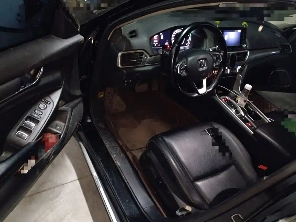 Honda Accord — миниатюра 12