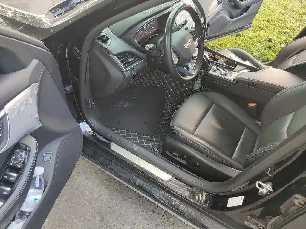 Cadillac CT5 — миниатюра 12