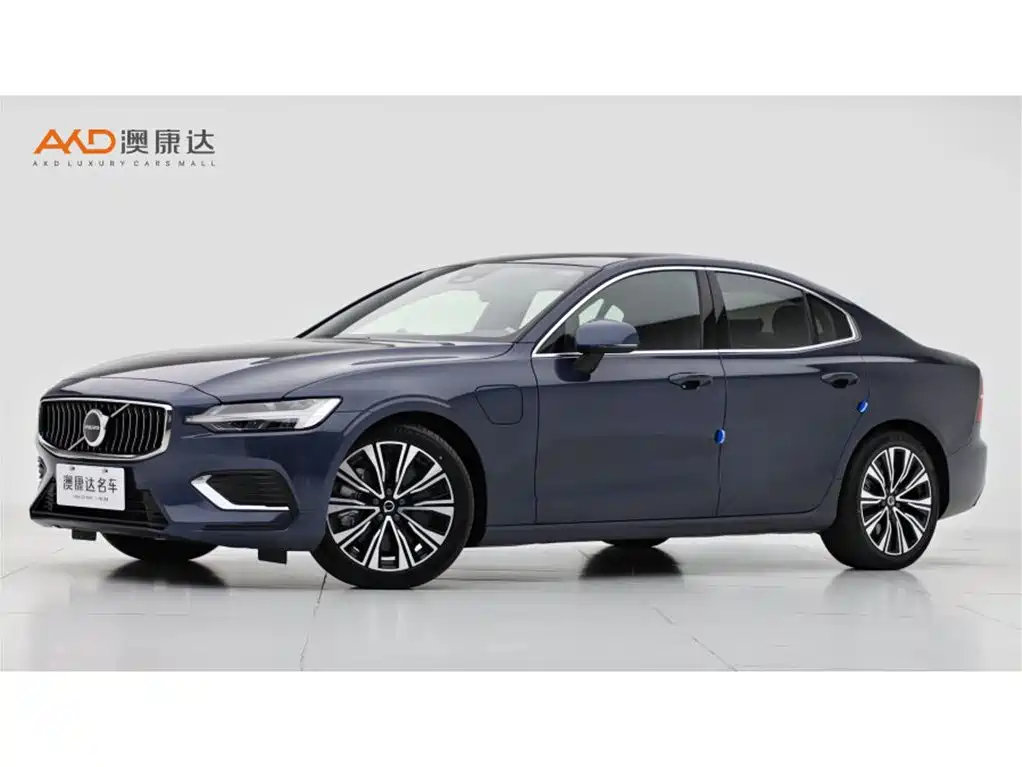 Volvo S60 2023 T8 Luxury