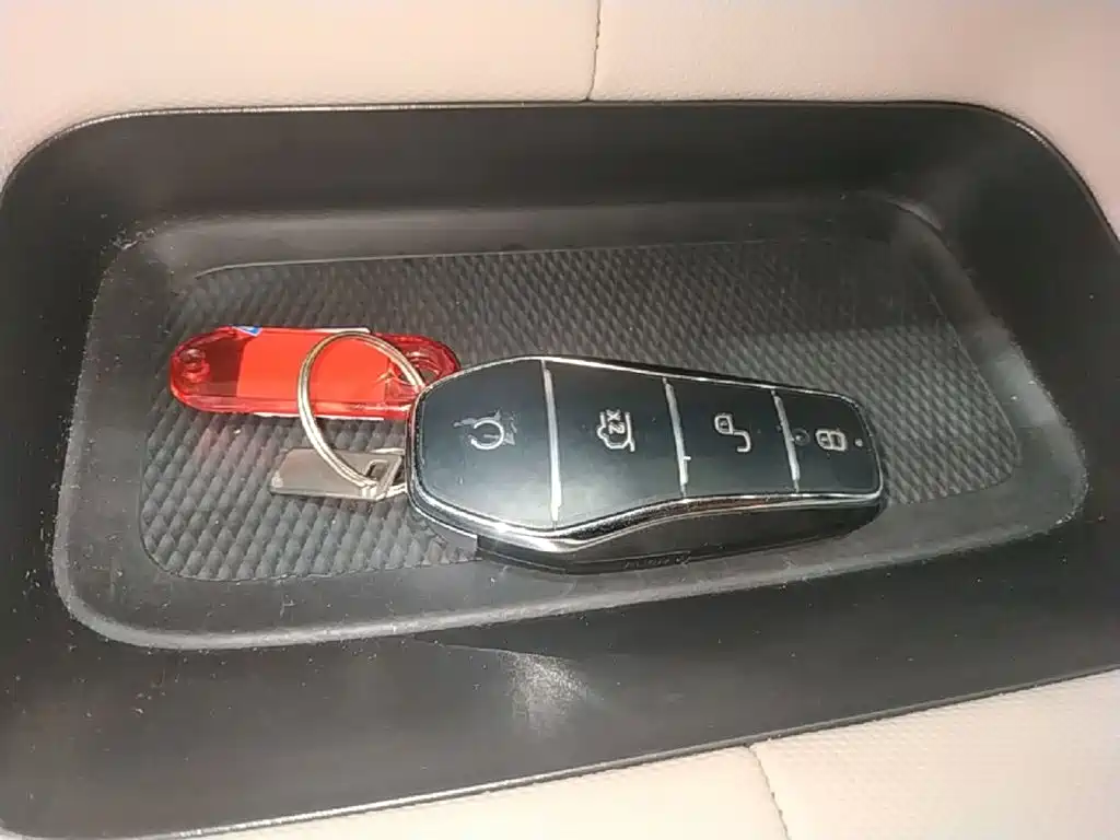 BYD Dolphin — миниатюра 9