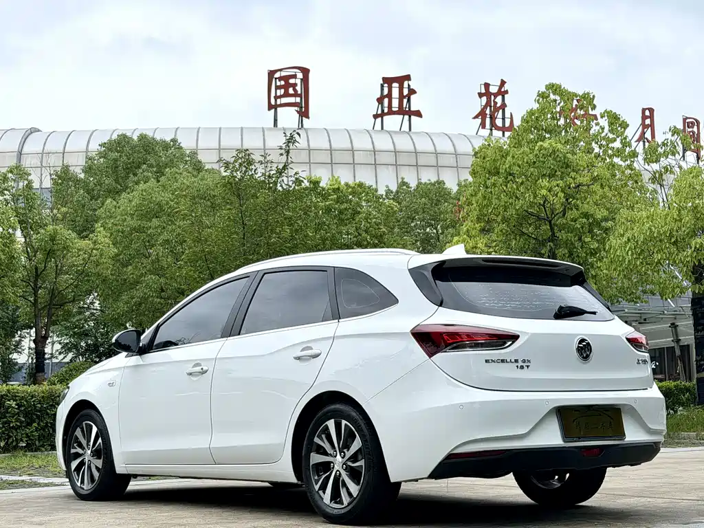 Buick Excelle — миниатюра 13