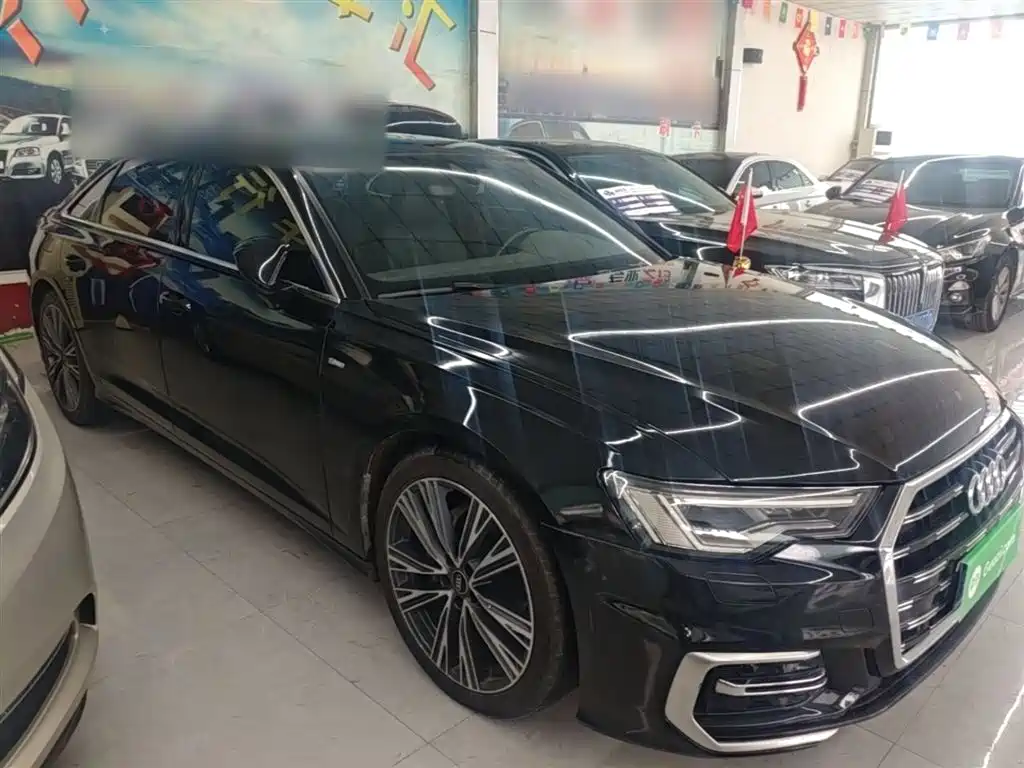 Audi A6L 2023 40 TFSI Luxury