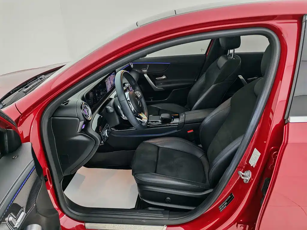 MERCEDES-BENZ A CLASS